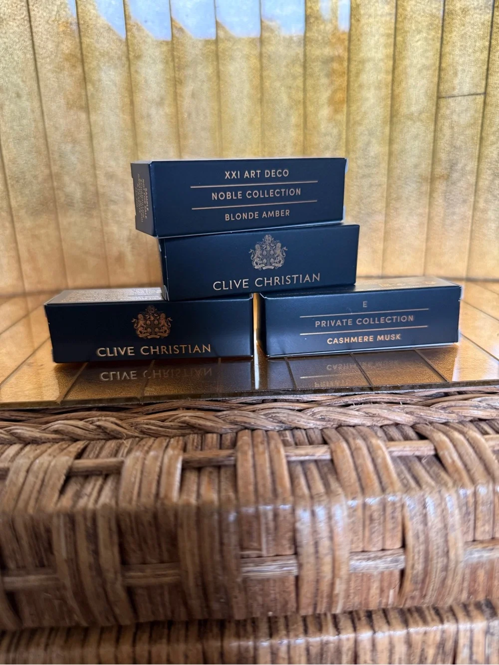 Clive Christensen Blond, Amber, Kashmir, musk